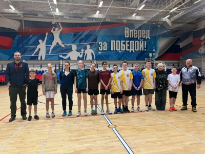 первенство ГБУ ДО СК «Комплексная спортивная школа» по бадминтону среди юношей и девушек до 15 лет